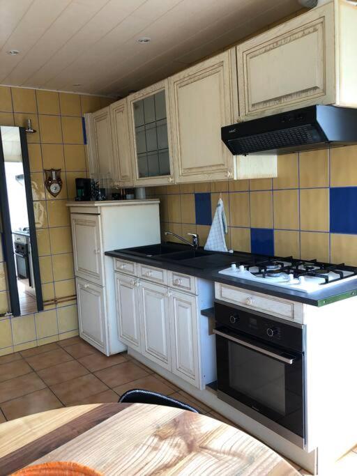 Appartement Type Loft Avec Terrasse Cherbourg-en-Cotentin Exterior photo